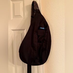 Hiking Kavu black backpack casual comfortable